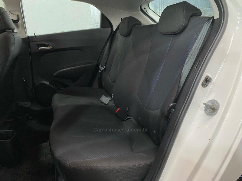 HB20 1.6 COMFORT 16V FLEX 4P MANUAL - 2014 - VACARIA