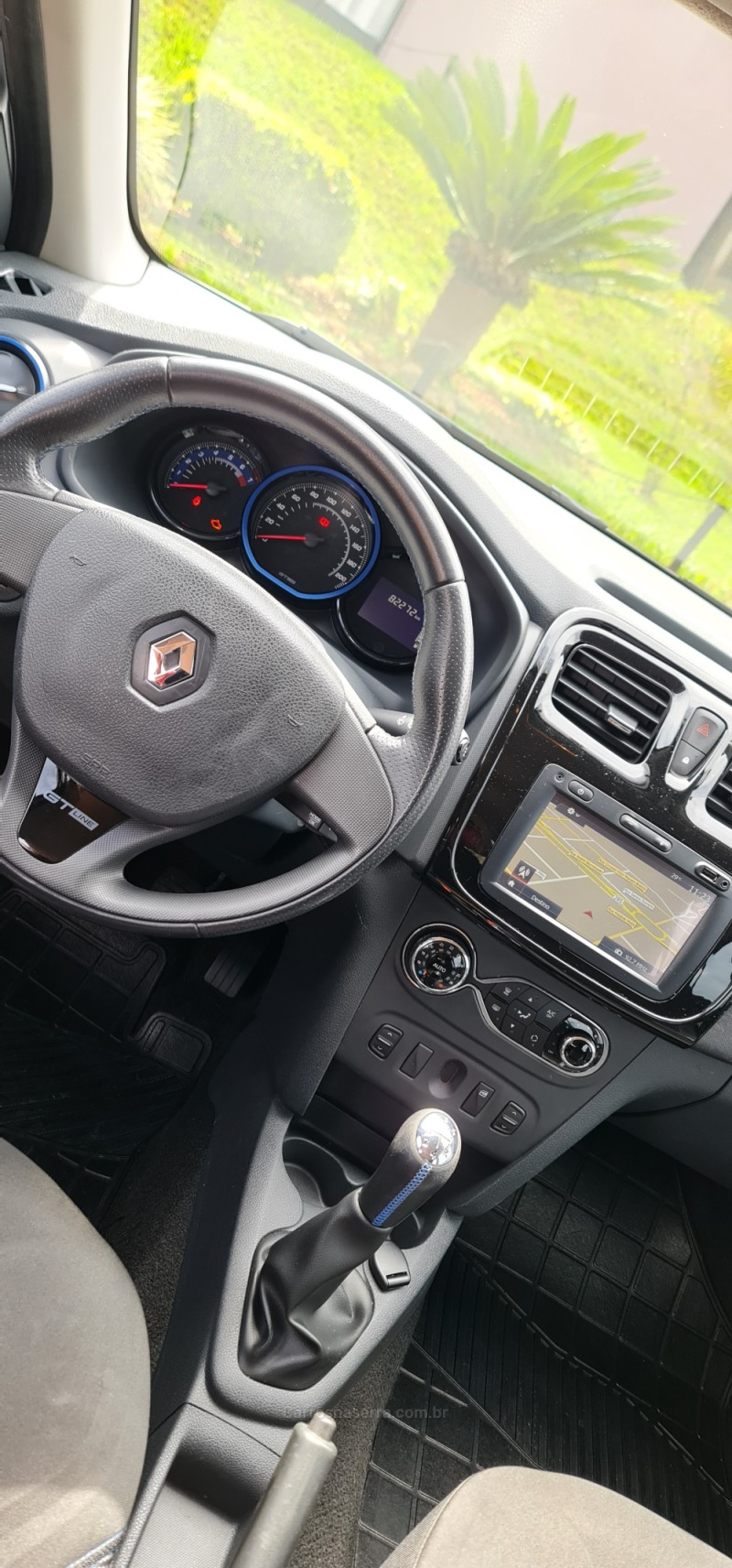 SANDERO 1.6 GT LINE LIMITED FLEX 4P MANUAL - 2017 - LAGOA VERMELHA