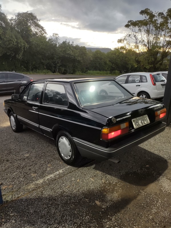 VOYAGE 1.6 CL 8V GASOLINA 2P MANUAL - 1993 - VALE REAL