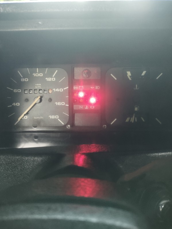 VOYAGE 1.6 CL 8V GASOLINA 2P MANUAL - 1993 - VALE REAL