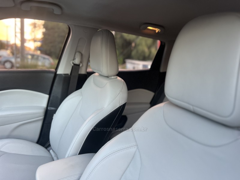 COMPASS 2.0 16V DIESEL LONGITUDE 4X4 AUTOMÁTICO - 2019 - CAMPO BOM