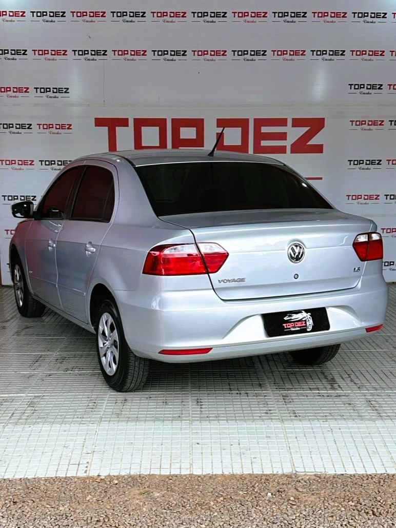 VOYAGE 1.6 MI TRENDLINE 8V FLEX 4P MANUAL - 2013 - SãO SEBASTIãO DO CAí