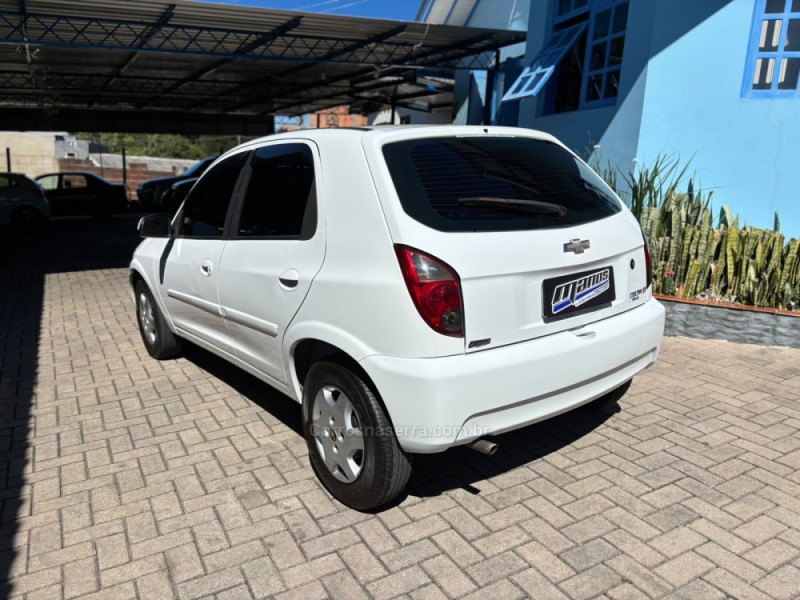 CELTA 1.0 MPFI LT 8V FLEX 4P MANUAL - 2015 - CANELA