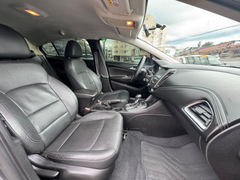 CRUZE 1.4 TURBO LT 16V FLEX 4P AUTOMÁTICO - 2017 - TAPEJARA