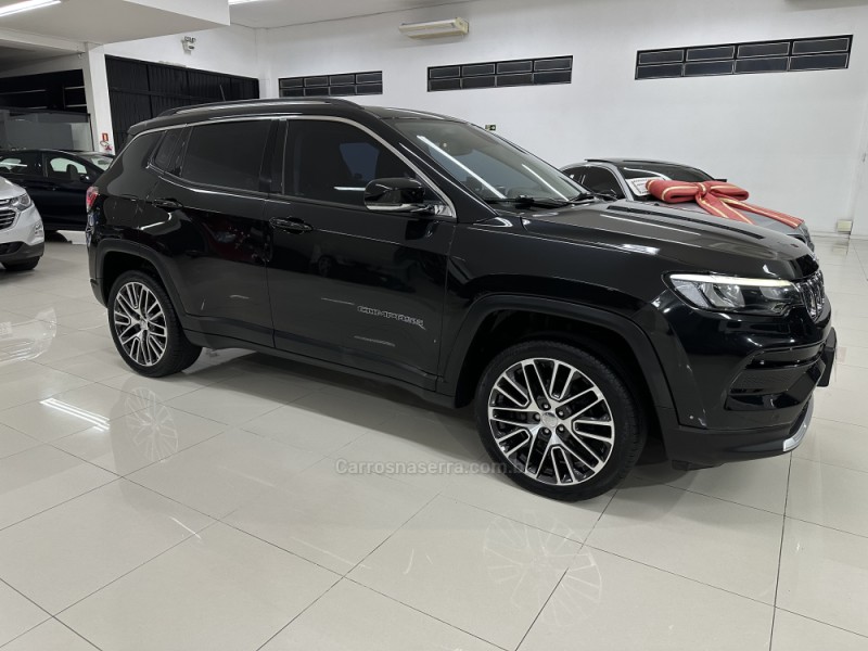 COMPASS 1.3 LIMITED T270 16V TURBO FLEX 4P AUTOMÁTICO - 2022 - CHARQUEADAS