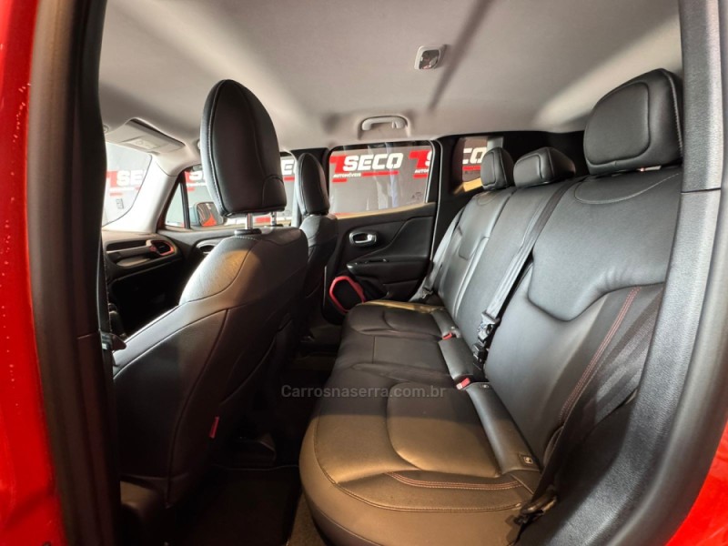 RENEGADE 2.0 16V TURBO DIESEL TRAILHAWK 4P 4X4 AUTOMÁTICO - 2016 - PASSO FUNDO