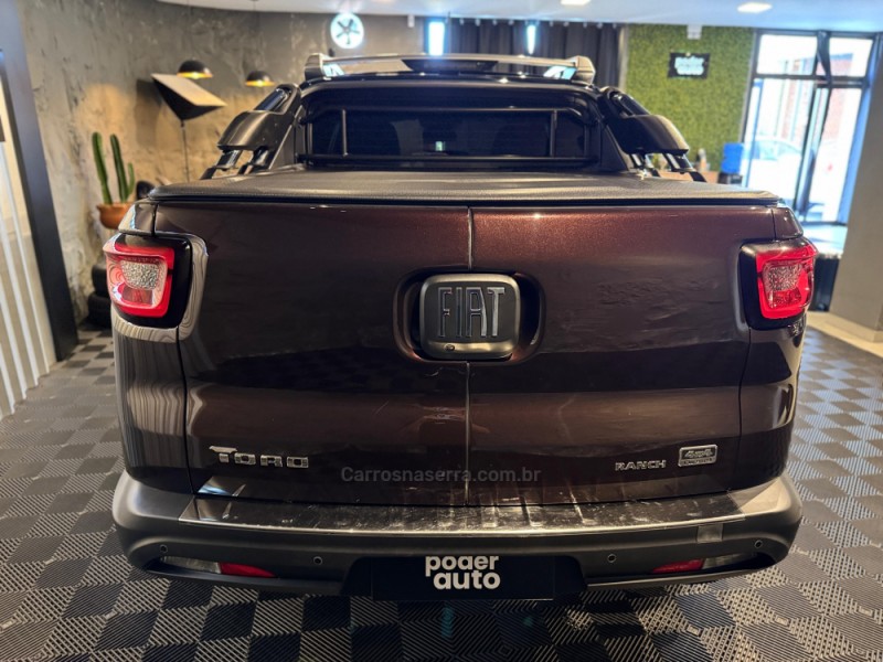 TORO 2.0 16V TURBO DIESEL RANCH AT 4X4 AUTOMÁTICO - 2022 - FARROUPILHA