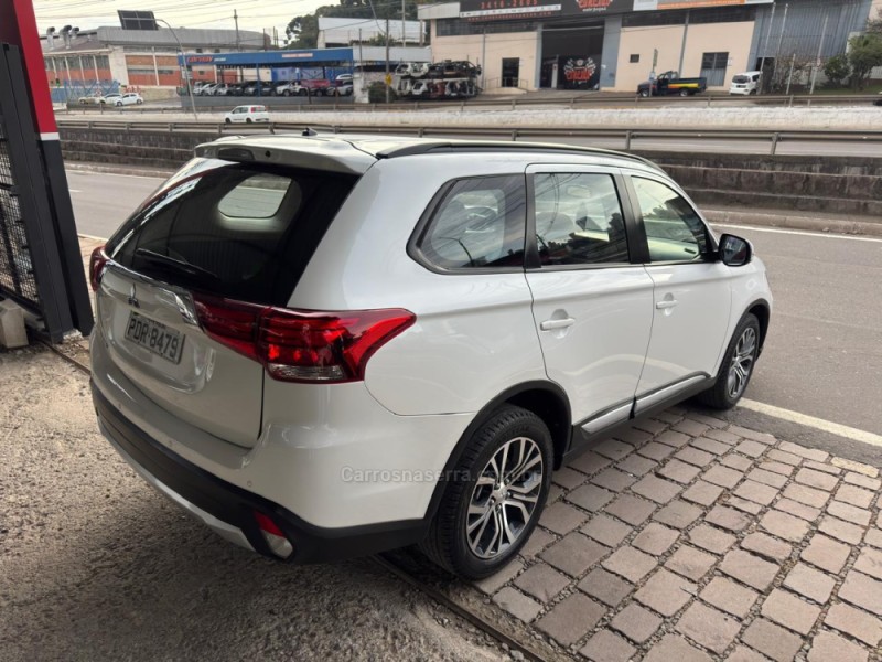OUTLANDER 2.0 16V GASOLINA 4P AUTOMÁTICO - 2016 - CAXIAS DO SUL