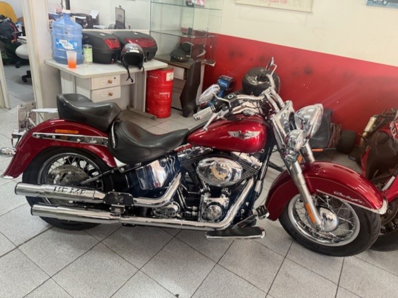 softail deluxe 2012 garibaldi