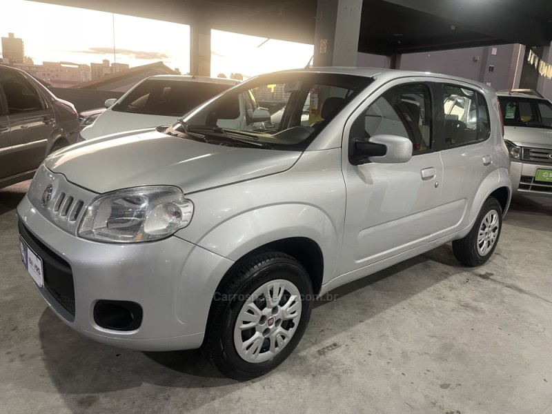 UNO 1.0 EVO VIVACE 8V FLEX 4P MANUAL - 2014 - BENTO GONçALVES