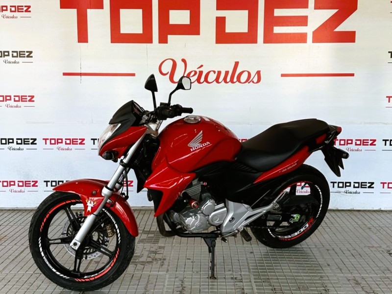 CB 300R  - 2011 - SãO SEBASTIãO DO CAí