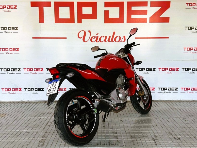 CB 300R  - 2011 - SãO SEBASTIãO DO CAí
