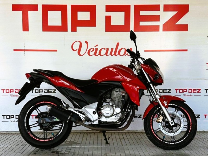 CB 300R  - 2011 - SãO SEBASTIãO DO CAí