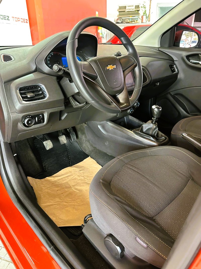 ONIX 1.4 MPFI LTZ 8V FLEX 4P MANUAL - 2013 - SãO SEBASTIãO DO CAí