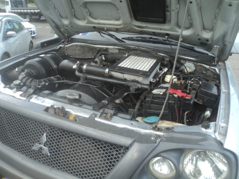 L200 OUTDOOR 2.5 HPE 4X4 CD 8V TURBO INTERCOOLER DIESEL 4P MANUAL - 2009 - FARROUPILHA