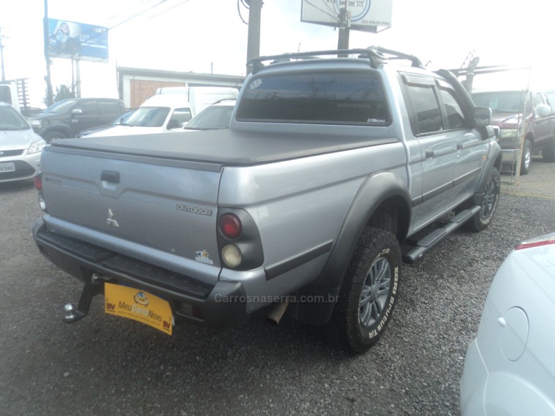 L200 OUTDOOR 2.5 HPE 4X4 CD 8V TURBO INTERCOOLER DIESEL 4P MANUAL - 2009 - FARROUPILHA