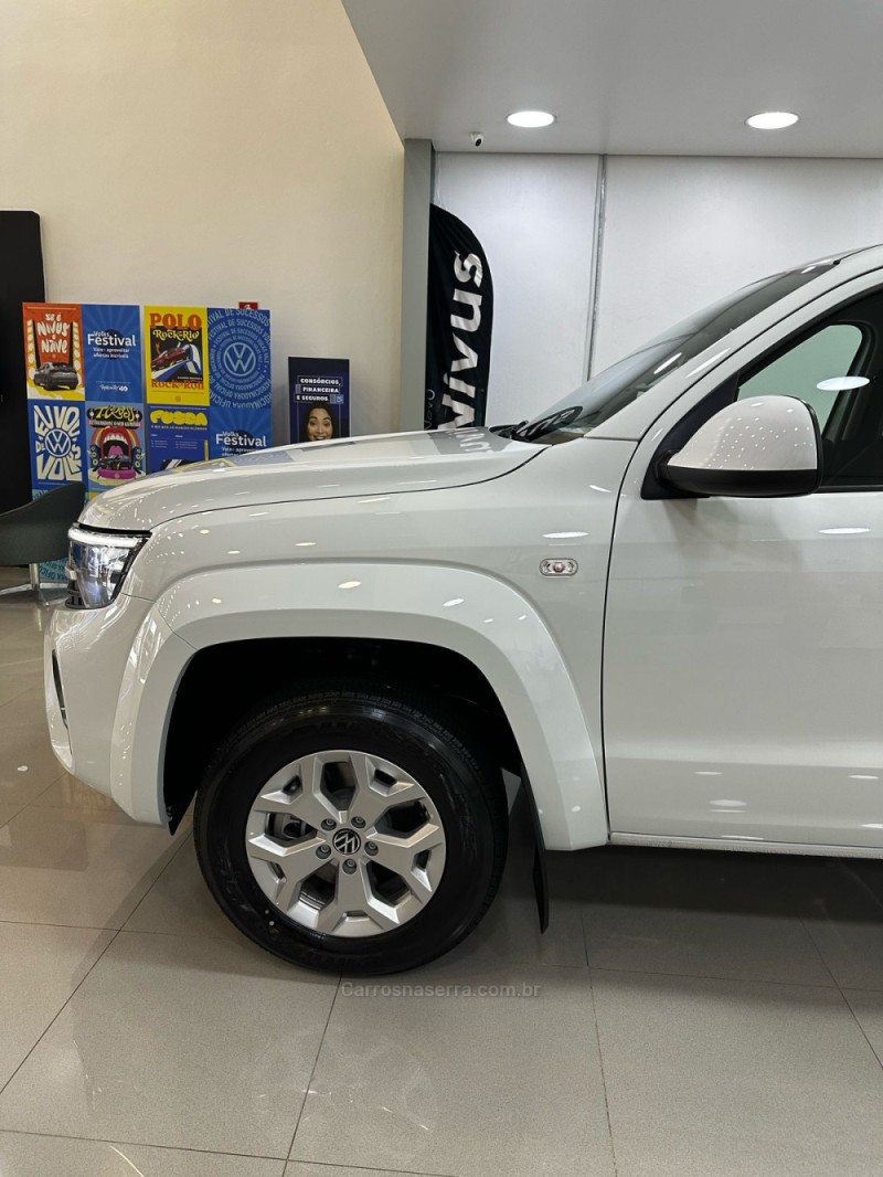 AMAROK 3.0 V6 TDI COMFORTLINE CD DIESEL 4MOTION 4P AUTOMÁTICO - 2025 - CANOAS
