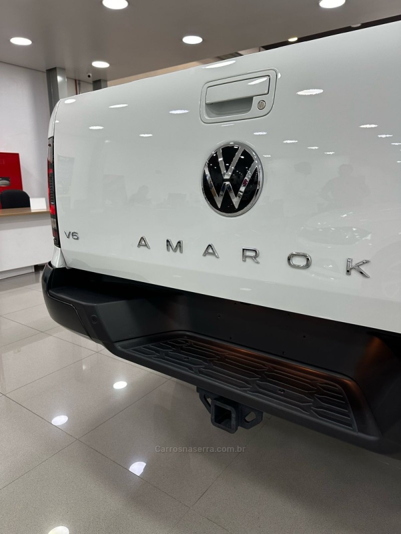 AMAROK 3.0 V6 TDI COMFORTLINE CD DIESEL 4MOTION 4P AUTOMÁTICO - 2025 - CANOAS