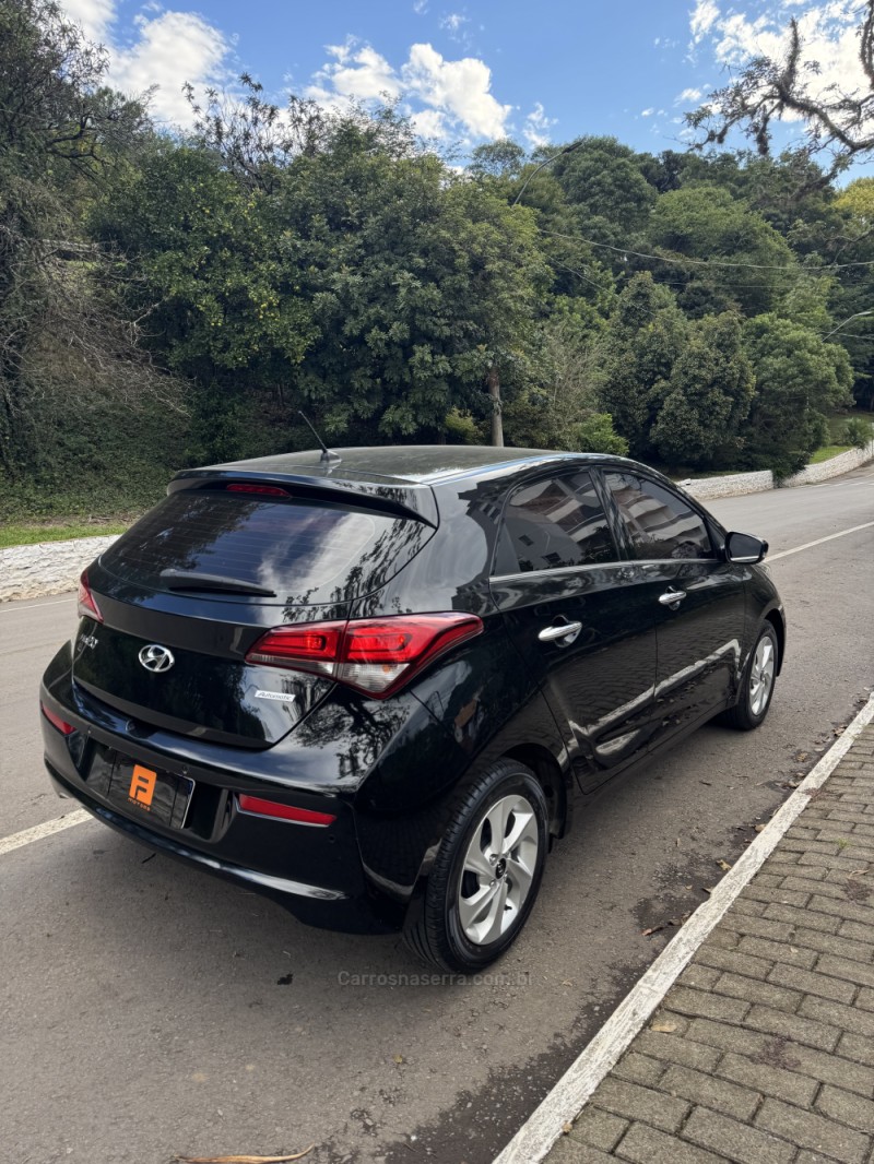 HB20 1.6 PREMIUM 16V FLEX 4P AUTOMÁTICO - 2018 - NOVA ARAçá