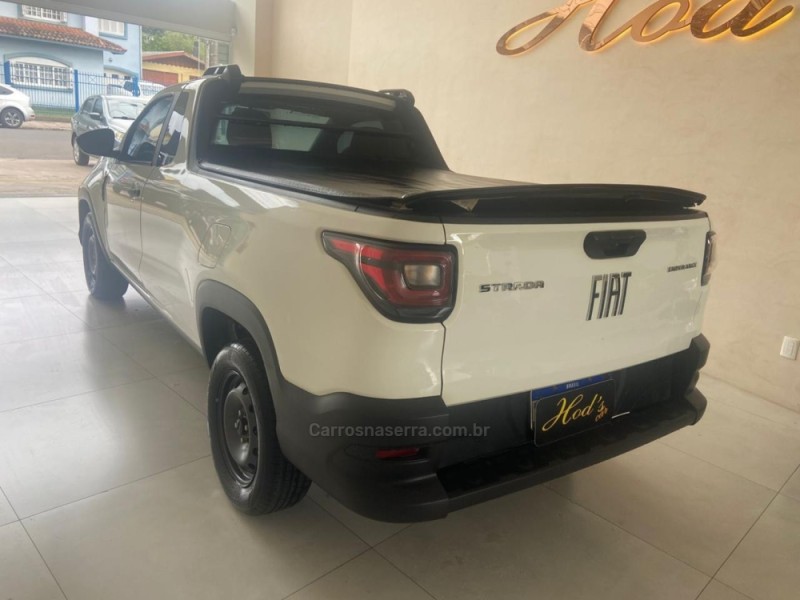 STRADA 1.3 ENDURANCE FIREFLY PLUS CS 8V FLEX 2P MANUAL - 2022 - CANELA
