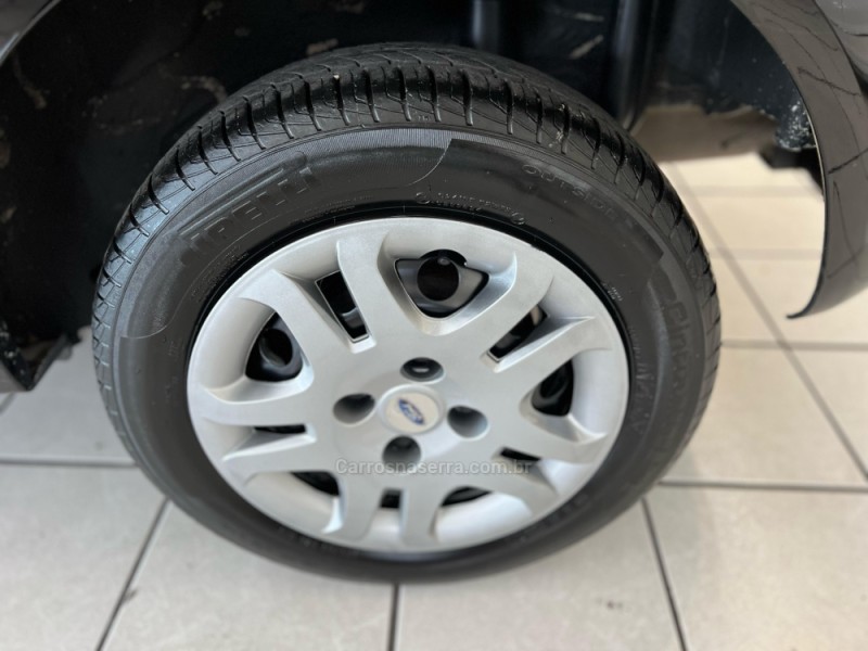 FIESTA 1.6 ROCAM SE PLUS 8V FLEX 4P MANUAL - 2012 - CAXIAS DO SUL
