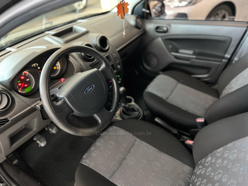 FIESTA 1.6 ROCAM SE PLUS 8V FLEX 4P MANUAL - 2012 - CAXIAS DO SUL