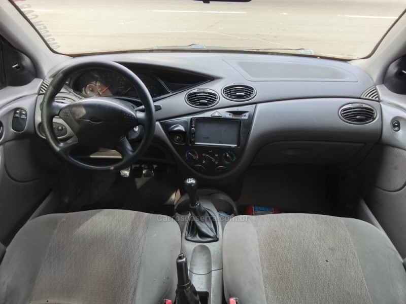 FOCUS 1.8 16V GASOLINA 4P MANUAL - 2001 - CAXIAS DO SUL
