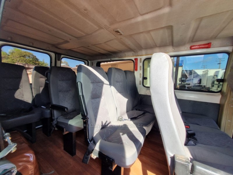 JUMPER 2.3 MINIBUS 16V TURBO INTERCOOLER DIESEL 4P MANUAL - 2012 - PORTãO
