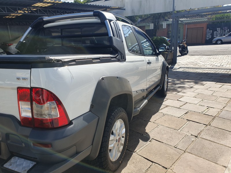 STRADA 1.8 MPI ADVENTURE CD 8V FLEX 2P MANUAL - 2013 - CAXIAS DO SUL