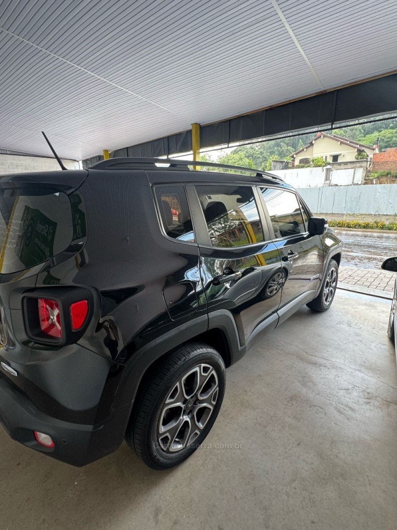 RENEGADE 2.0 16V TURBO DIESEL LONGITUDE 4P 4X4 AUTOMÁTICO - 2016 - CAXIAS DO SUL