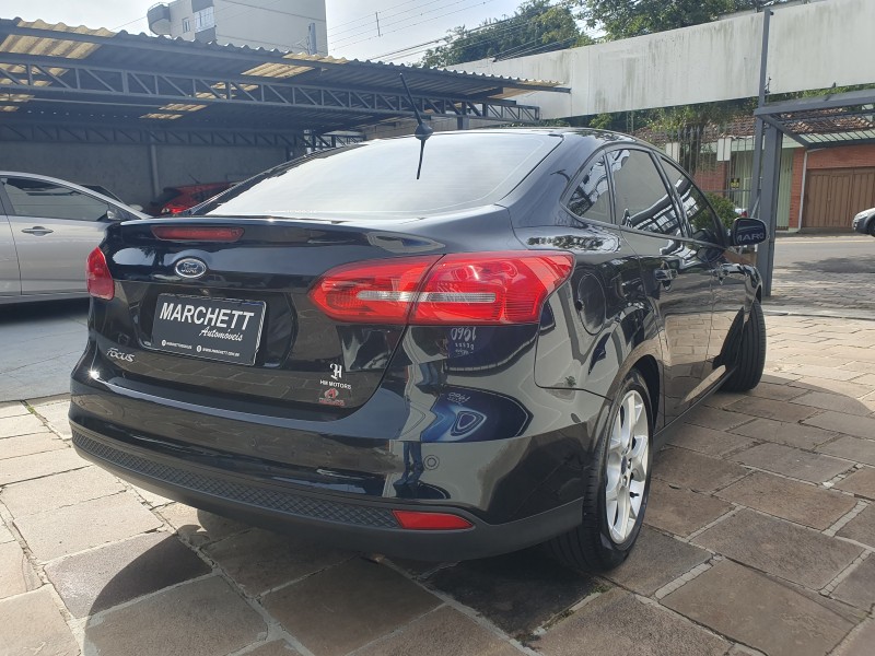 FOCUS 2.0 SE FASTBACK 16V FLEX 4P AUTOMÁTICO - 2019 - CAXIAS DO SUL