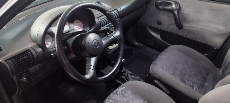 CORSA 1.0 MPFI CLASSIC 8V GASOLINA 4P MANUAL - 2002 - GARIBALDI