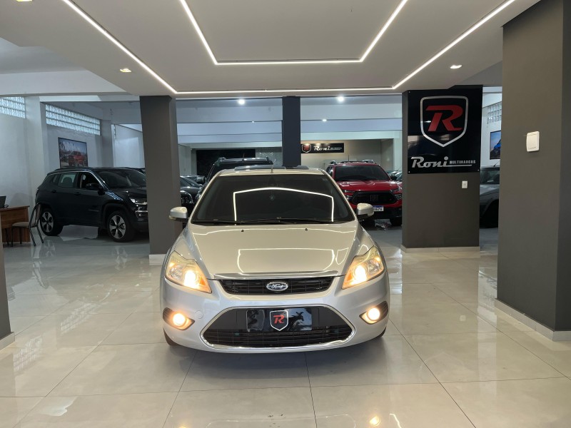 FOCUS 2.0 TITANIUM PLUS 16V FLEX 4P AUTOMÁTICO - 2013 - BENTO GONçALVES