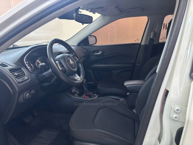 COMPASS 2.0 SPORT 4X4 16V FLEX 4P AUTOMÁTICO - 2018 - PORTO ALEGRE