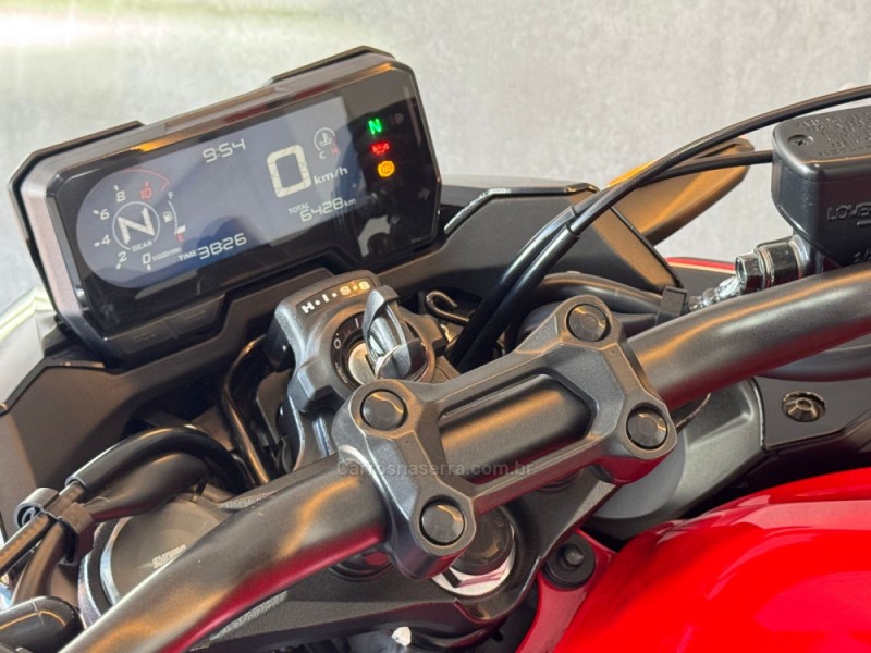 CB 500 FOUR - 2023 - PORTãO