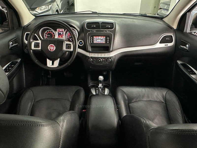 FREEMONT 2.4 EMOTION 16V GASOLINA 4P AUTOMÁTICO - 2014 - NOVO HAMBURGO
