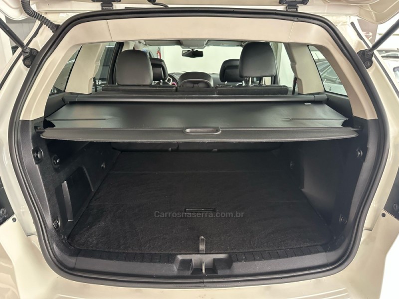 FREEMONT 2.4 EMOTION 16V GASOLINA 4P AUTOMÁTICO - 2014 - NOVO HAMBURGO