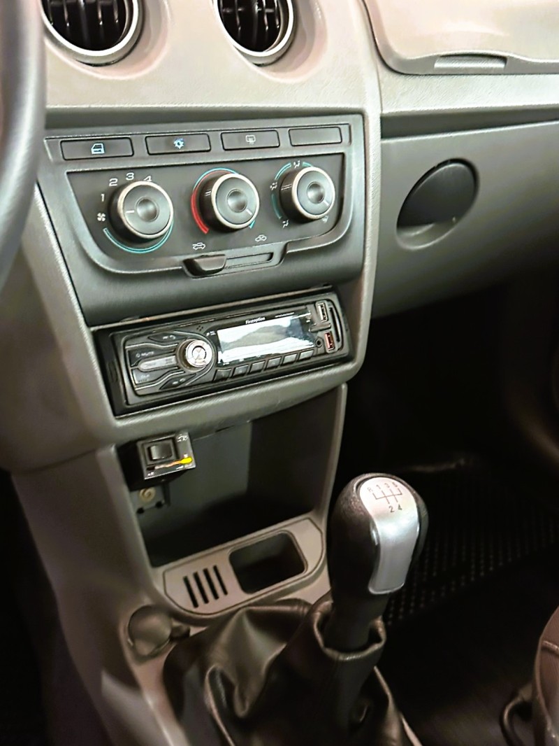 PRISMA 1.4 MPFI LT 8V FLEX 4P MANUAL - 2012 - SãO SEBASTIãO DO CAí