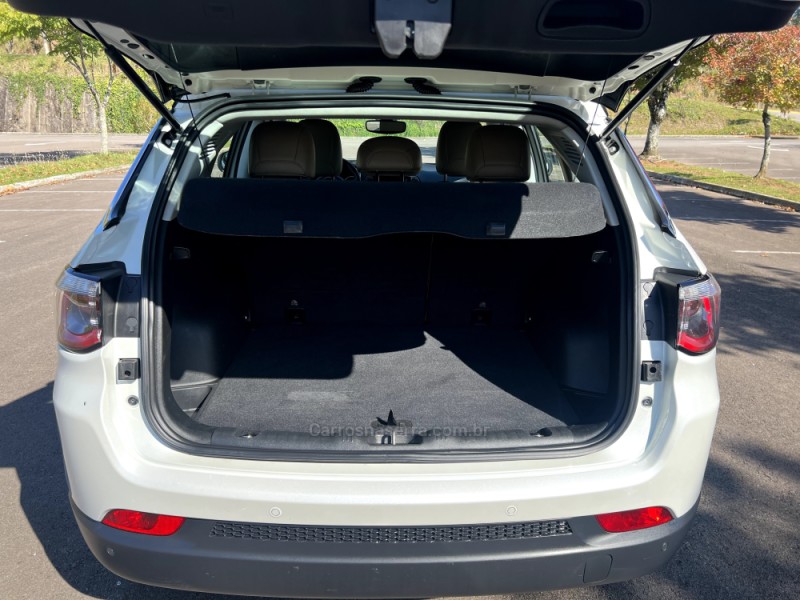 COMPASS 2.0 16V FLEX LIMITED AUTOMÁTICO - 2017 - BENTO GONçALVES