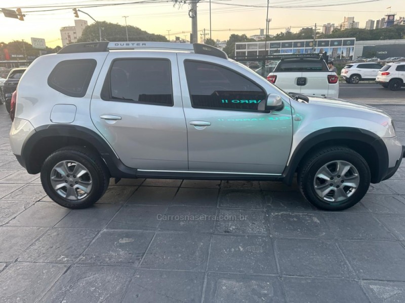 DUSTER 1.6 DYNAMIQUE 4X2 16V FLEX 4P AUTOMÁTICO - 2020 - PORTO ALEGRE