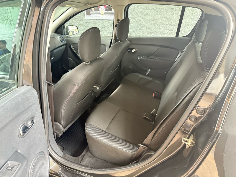 SANDERO 1.6 GT LINE LIMITED FLEX 4P MANUAL - 2018 - FARROUPILHA