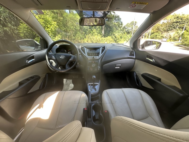 HB20S 1.6 PREMIUM 16V FLEX 4P AUTOMÁTICO - 2014 - NOVA PRATA