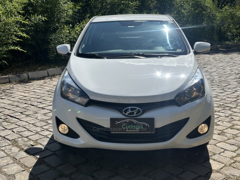 HB20S 1.6 PREMIUM 16V FLEX 4P AUTOMÁTICO - 2014 - NOVA PRATA