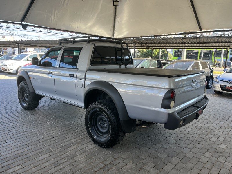 L200 SAVANA 2.5 4X4 CD 8V TURBO DIESEL 4P MANUAL - 2011 - CAXIAS DO SUL