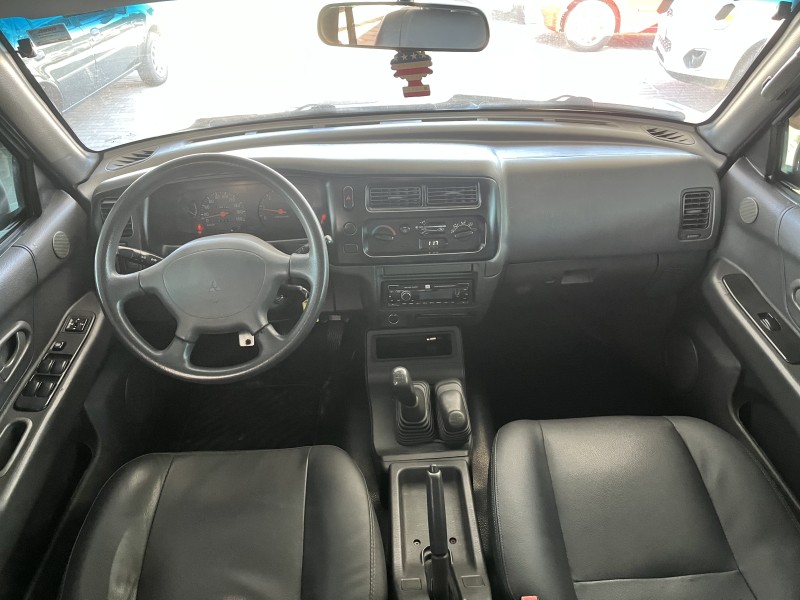 L200 SAVANA 2.5 4X4 CD 8V TURBO DIESEL 4P MANUAL - 2011 - CAXIAS DO SUL
