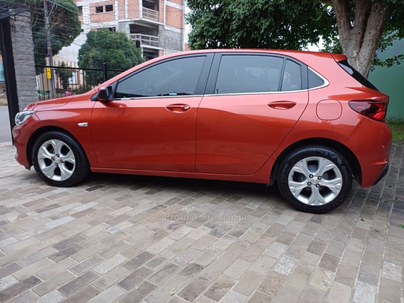 ONIX 1.0 PREMIER II 12V TURBO FLEX 4P AUTOMÁTICO - 2020 - PASSO FUNDO