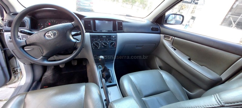 COROLLA 1.6 GLI 16V GASOLINA 4P MANUAL - 2004 - FARROUPILHA