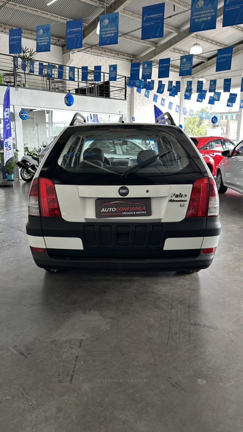 PALIO 1.8 MPI ADVENTURE LOCKER WEEKEND 8V FLEX 4P MANUAL - 2007 - MONTENEGRO