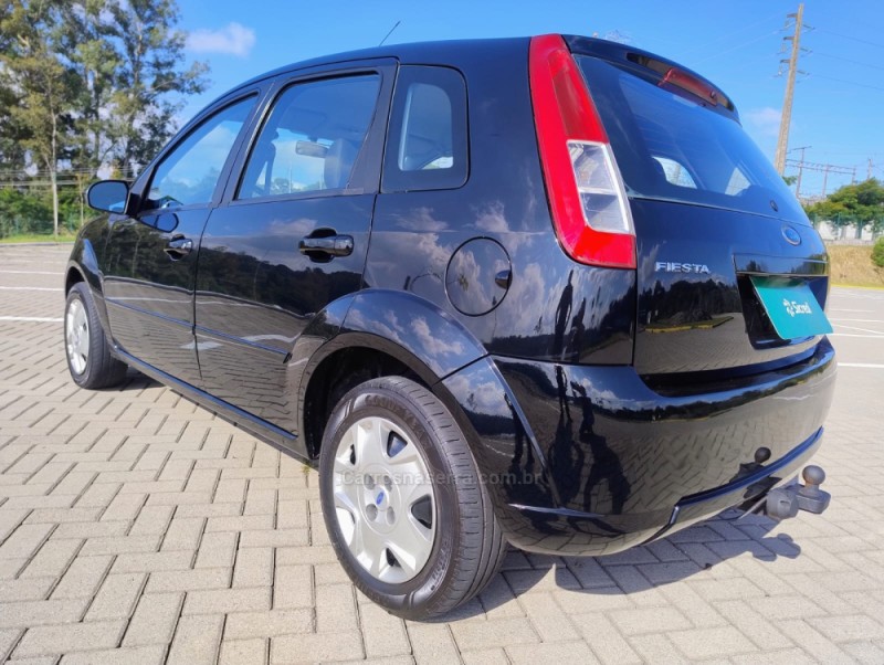 FIESTA 1.0 MPI 8V GASOLINA 4P MANUAL - 2008 - CAXIAS DO SUL