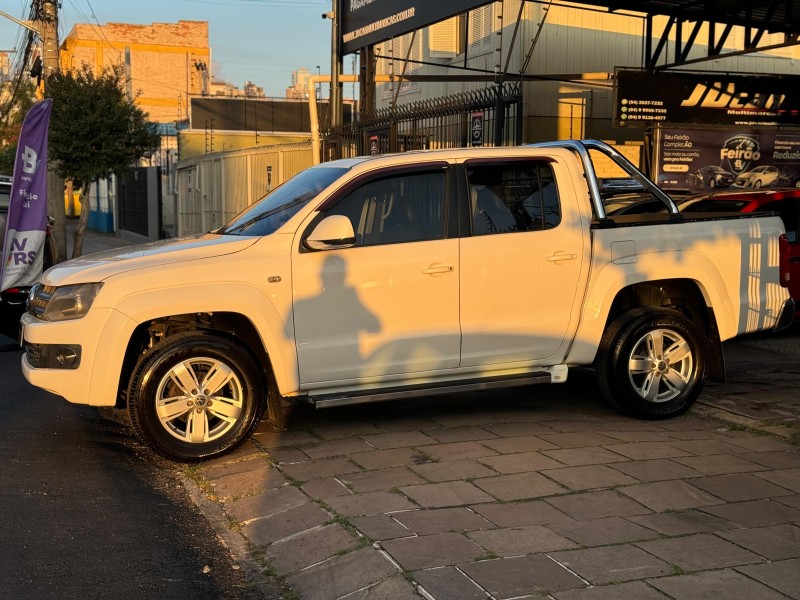AMAROK 2.0 HIGHLINE 4X4 CD 16V TURBO INTERCOOLER DIESEL 4P AUTOMÁTICO - 2012 - CAXIAS DO SUL